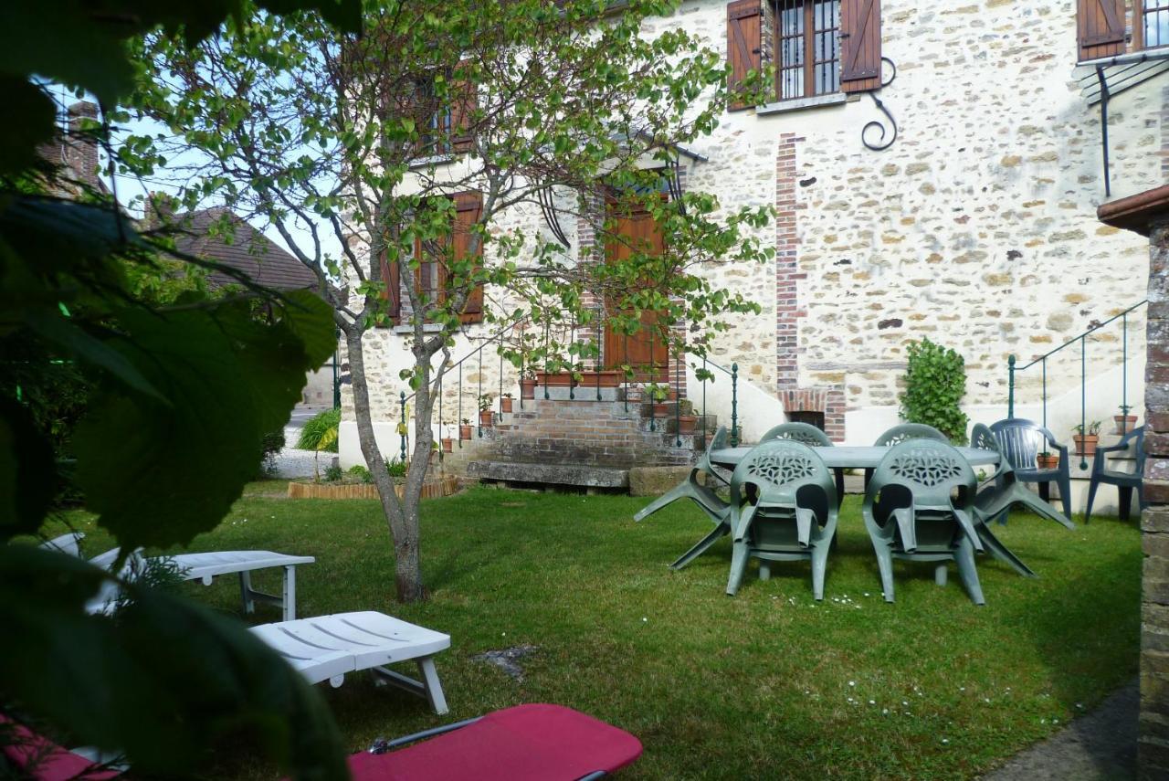 Gite L'Ecole Buissonniere Cheu ภายนอก รูปภาพ